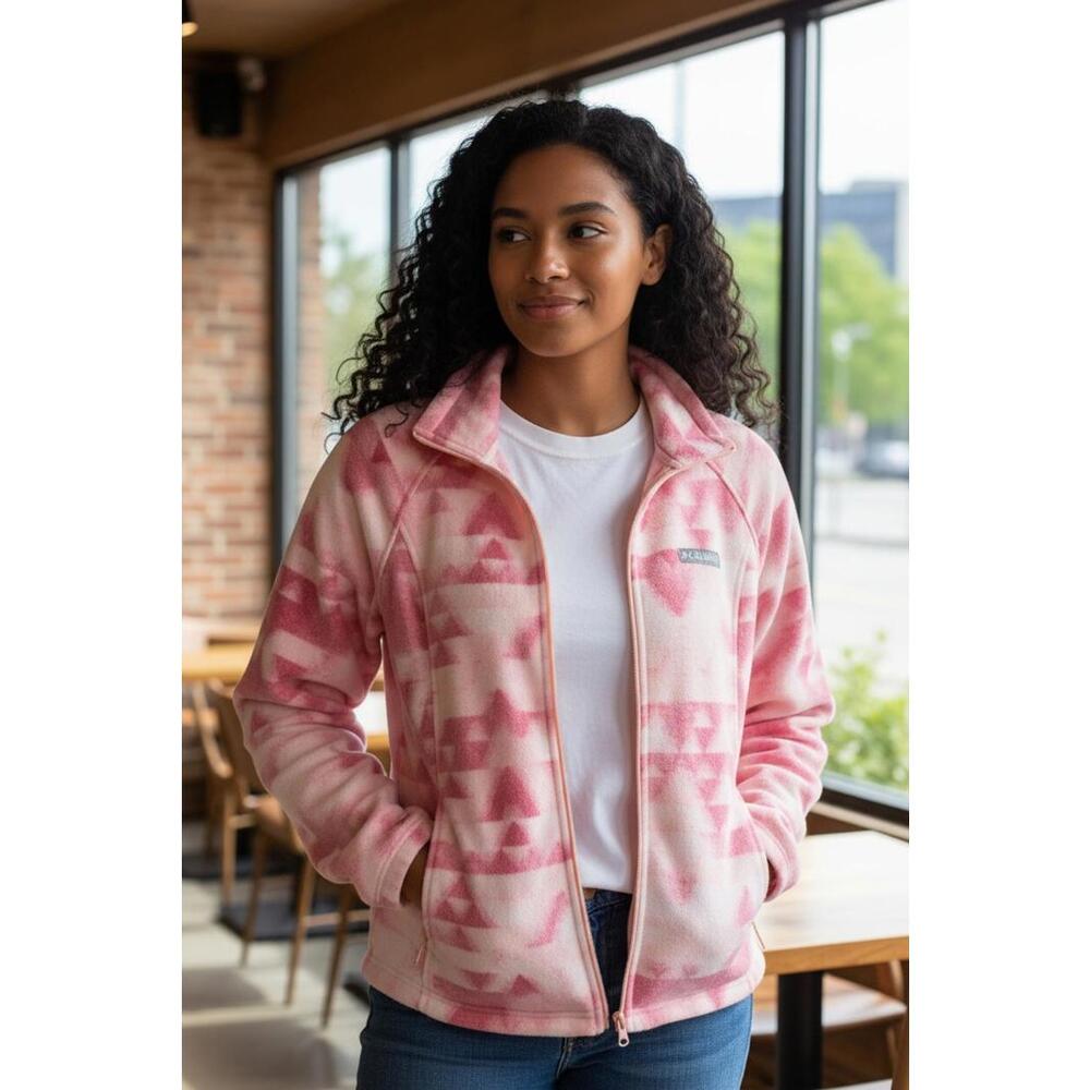 Columbia Women's Pink Patterned Fleece Jacket‎